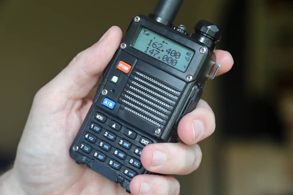 best handheld ham radio for survival